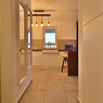 アパート Ada Homes 801 ブラショフ