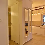 アパート Ada Homes 801 *