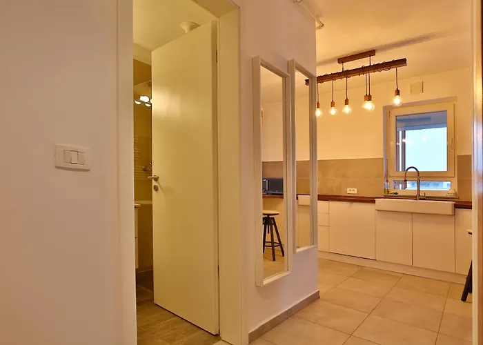 Apartment Ada Homes 801 *