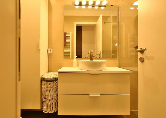 Apartment Ada Homes 801 *